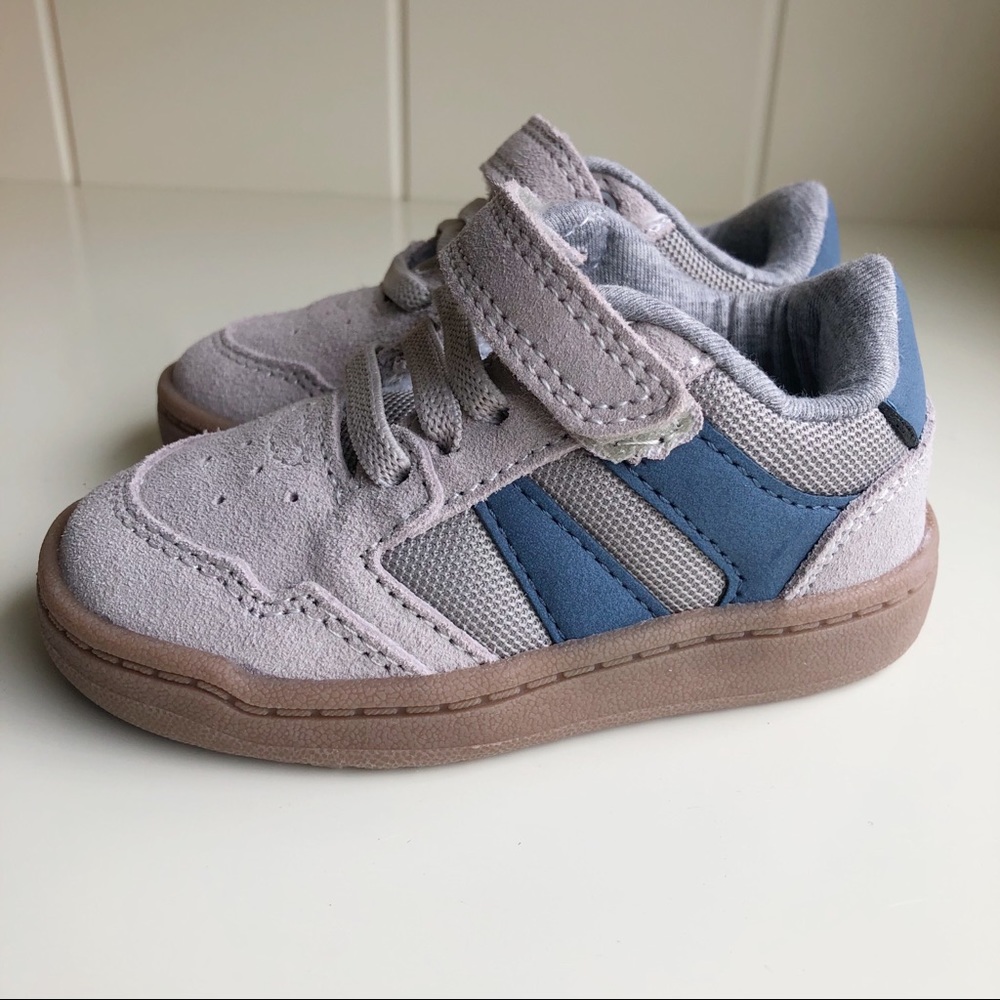 Cat & Jack Grey Rubber Sole Velcro Toddler Shoes 5